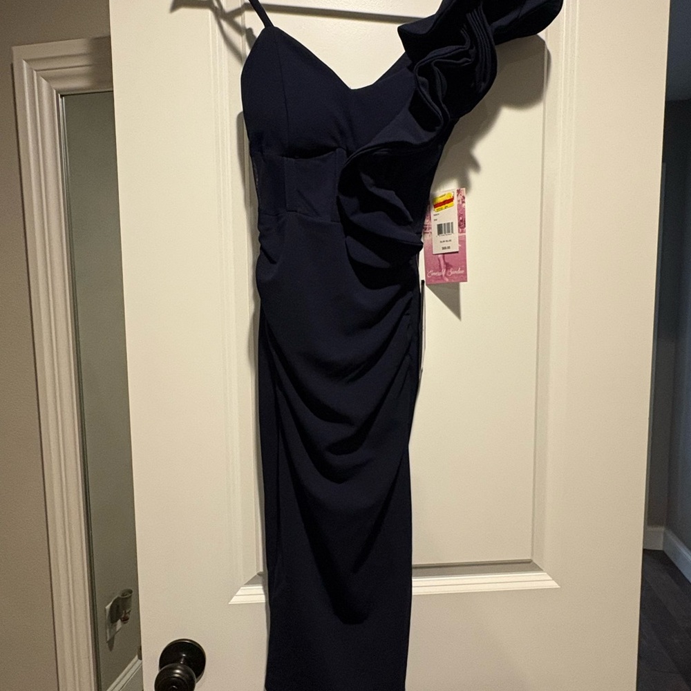 Elegant Navy Blue One-Shoulder Dress
